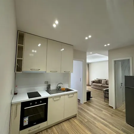 Celestina Apartment *